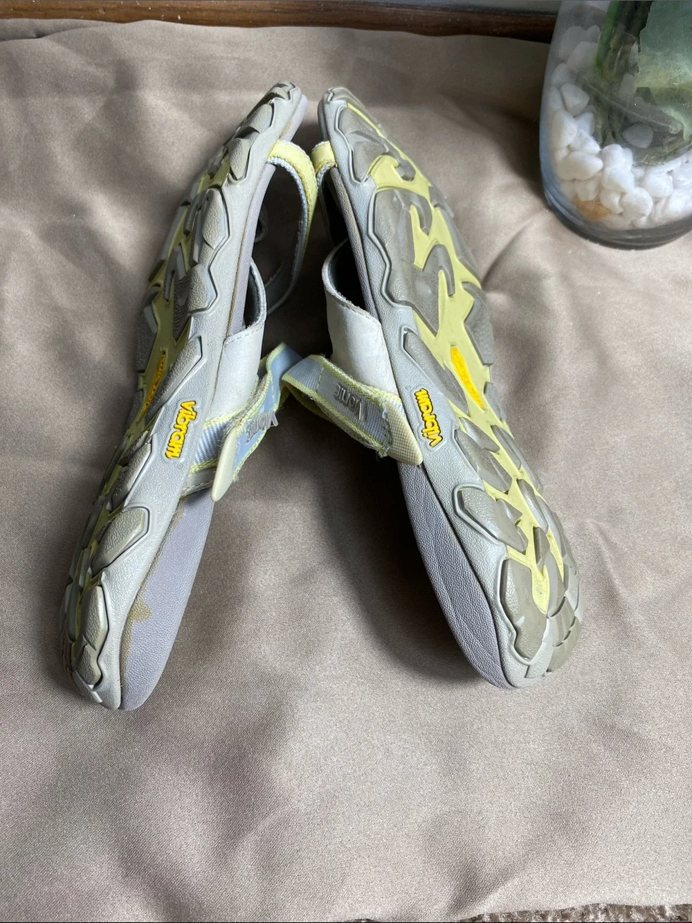 Vibram Women's Gray Sandals with Yellow Strap Accents Size 9.5